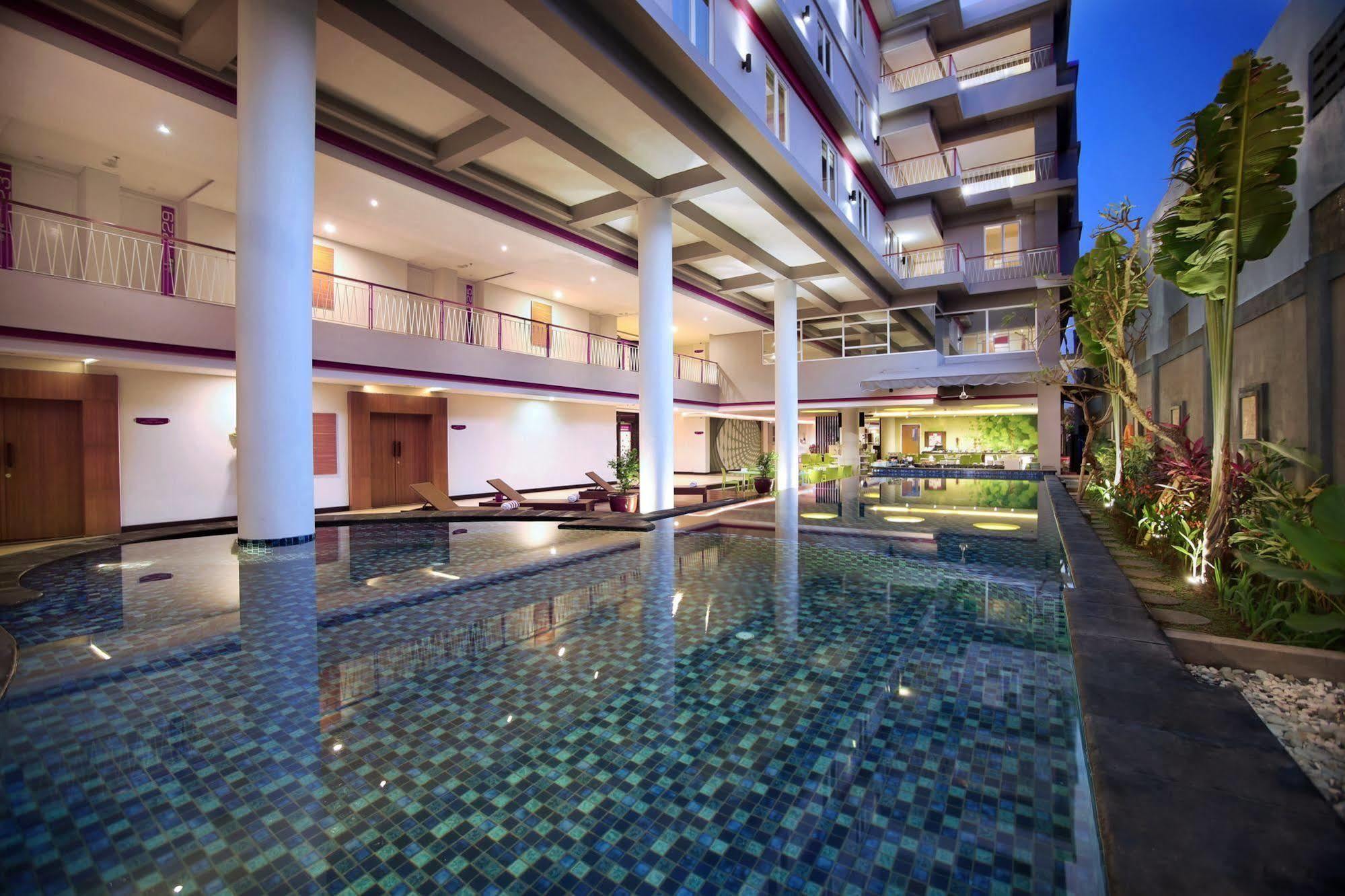 Favehotel Sunset Seminyak Exterior photo